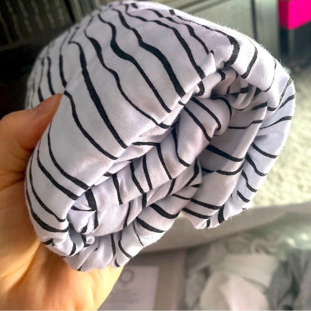 New out of package crib sheet